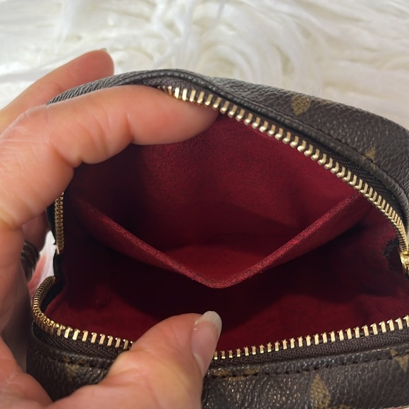 Louis Vuitton Trousse Wapity with Red Interior cosmetic case catch all pouch - Picture 9 of 12